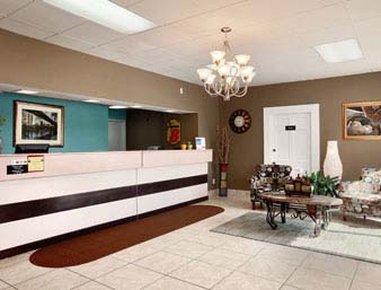ซูเปอร์ 8 บาย วินด์แฮม วิลเลียมส์เบิร์ก Motel วิลเลียมสเบิร์ก ร้านอาหาร รูปภาพ