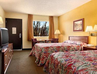ซูเปอร์ 8 บาย วินด์แฮม วิลเลียมส์เบิร์ก Motel วิลเลียมสเบิร์ก ภายนอก รูปภาพ